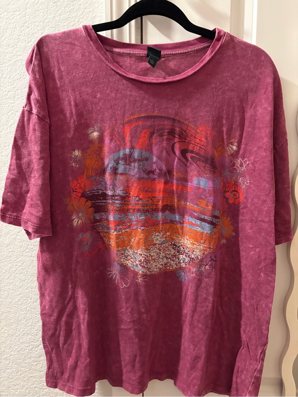 wild fable Women's Pink Short-Sleeve Oversized Graphic Tee